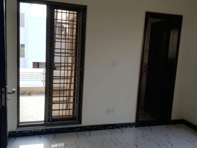 10 Marla Full House Foer Rent In Bahria Town Lahore Azadi Chowk ID 32320