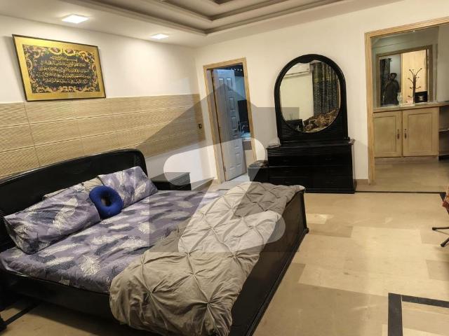 10 Marla Fully Furnished 3 Bedroom Apartment for Rent in DHA Lahore | Prime Location Lahore