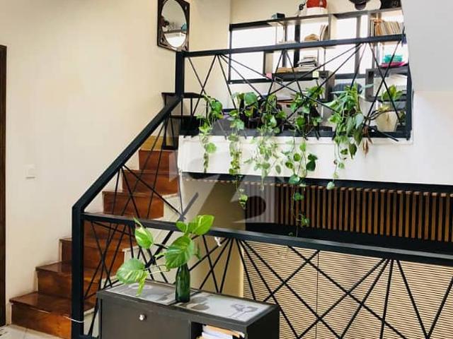 10 Marla Fully Furnished House For Sale in Dha 2