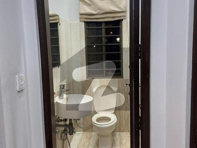 10 marla fully furnished house in dha phase 5
