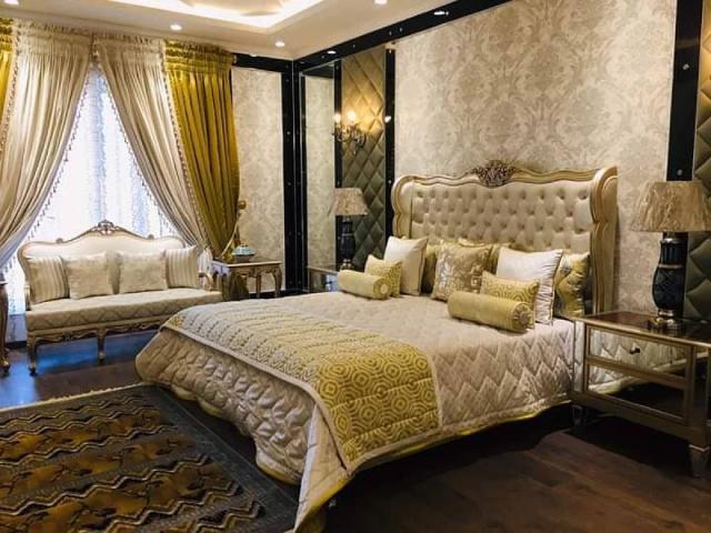 10 Marla fully furnished luxury apartment fully furnished with beds cu Lahore Gulberg ID 83881