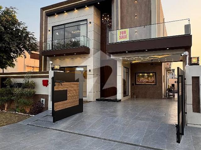 10 Marla Fully Luxury Home 4 Bed | 5 Bath | Ready Rooftop Lounge