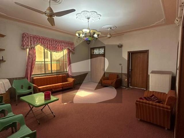 10 Marla Good Condition Full Basement House For Sale Hayatabad Phase 6 F10