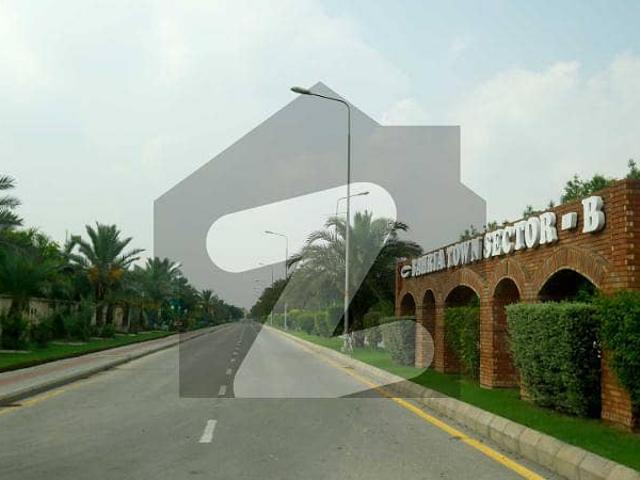 10 Marla Good location Open Form Plot For Sale In Phase 4 Bahria orchard
