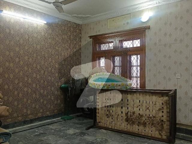 10 Marla Ground Portion Available For Rent Gated Colony