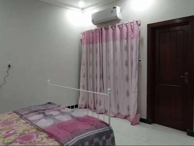 10 Marla, Ground + Basement 3 Bed, 3 Bath, 2 T. V.Lounges, 2 Kitchens, Rawalpindi Bahria Town Rawalpindi ID 24795