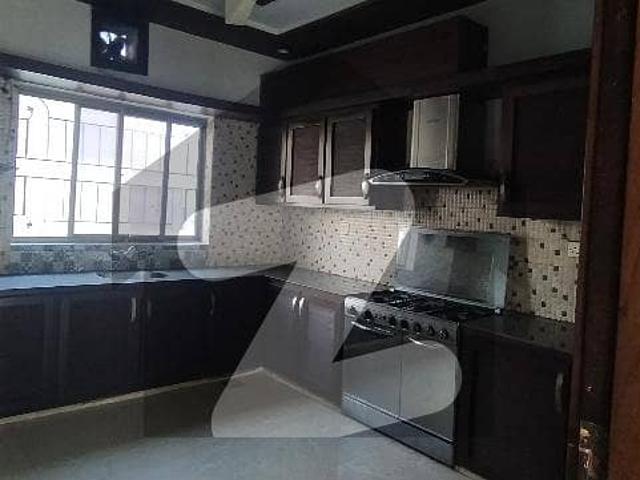 10 Marla Ground Portion For Rent