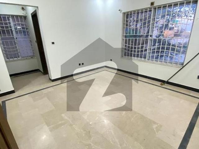 10 Marla Ground Portion For Rent D 12