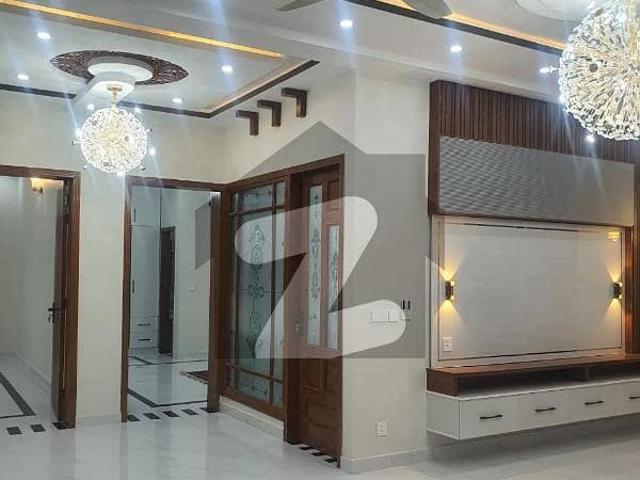 10 Marla Ground Portion For Rent In G14