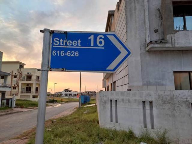10 marla height location residential plot 621 for sale in Pakistan | Clasf real estate