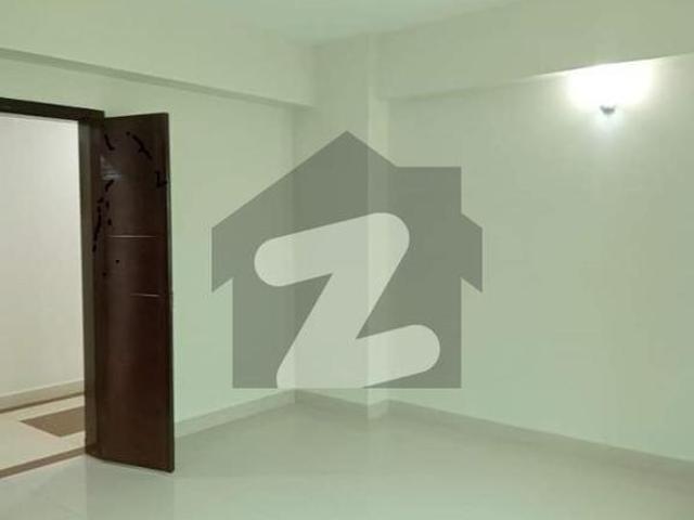 10 marla hot location 3 bed brand new luxury flat available for rent with gas in askari 11 lahre askari 11 sector b