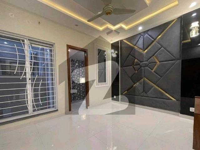 10 Marla House Up For Sale In Bahria Town Sector C