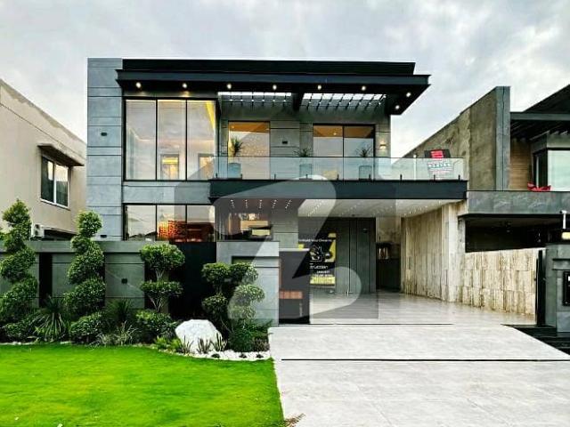 10 marla house with modern design or elegant location available for sale in bahria town