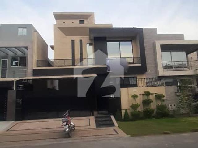 10 Marla House With Basement For Sale In Paragon City Lahore