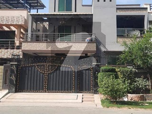 10 Marla House With Solar System For Sale In Paragon City Lahore