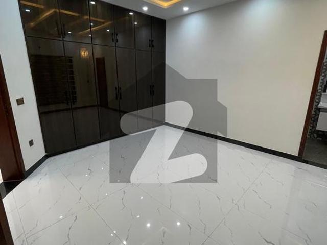 10 marla house available for rent Central Park Housing Scheme