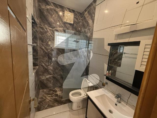 10 Marla House Available For Rent Bahria Enclave