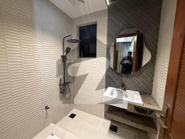 10 Marla House Available For Rent In Central Park, Gas Meter Installed Sarkari Pain Installed Central Park Housing Scheme
