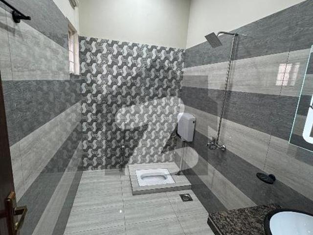 10 Marla House Available For Rent In Central Park Housing Scheme Lahore Ferozpur Road. Central Park Housing Scheme