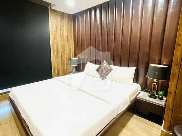 10 Marla House Available For Rent In Jasmine Block Sector C Bahria Town Lahore