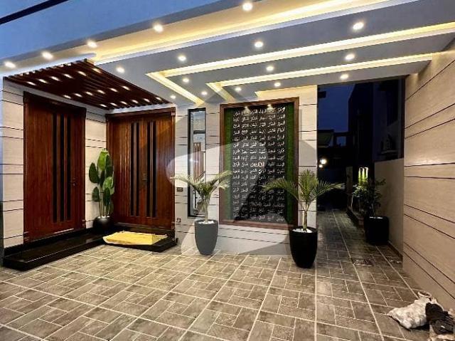 10 Marla House Available For Rent Sector E Rafi Block Bahria Town Lahore