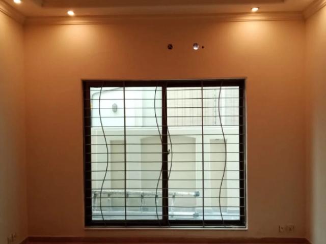 10 Marla House Available For Sale In Dha Phase 5 Facing Park Nr To Mas Lahore DHA Phase 5 ID 77283