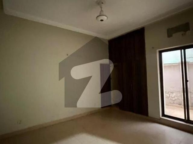 10 Marla House Available For Sale In Dream Gardens Lahore. Dream Gardens