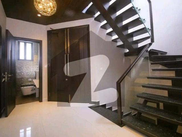 10 Marla House Available for Silent Office in Johar Town Lahore
