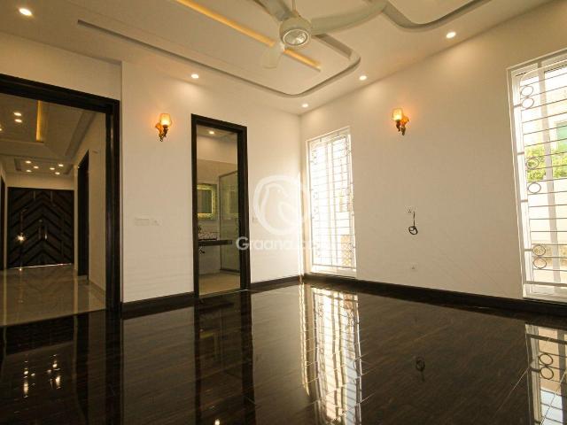 10 Marla House for Sale