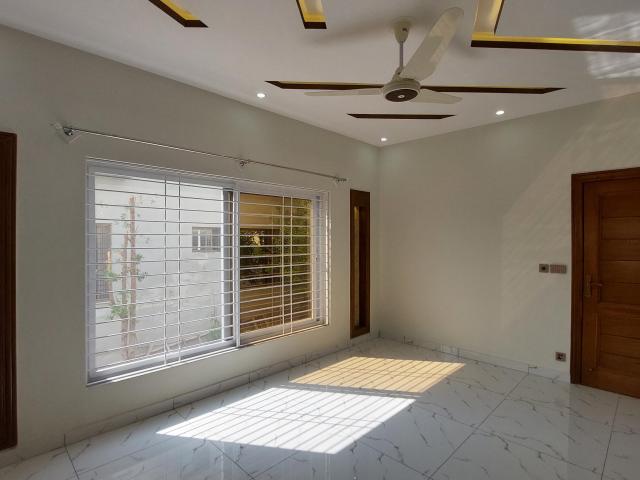10 Marla House for Sale