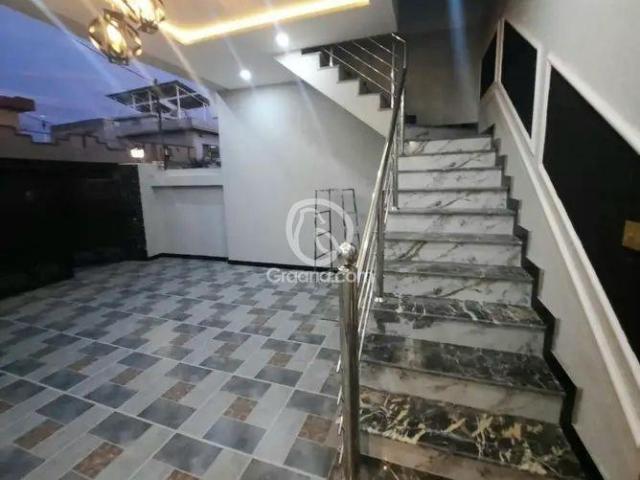 10 Marla House for Sale