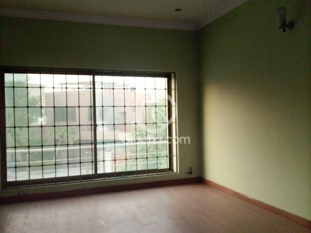 10 Marla House for Sale