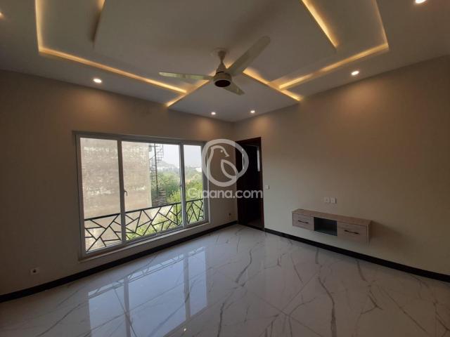10 Marla House for Sale