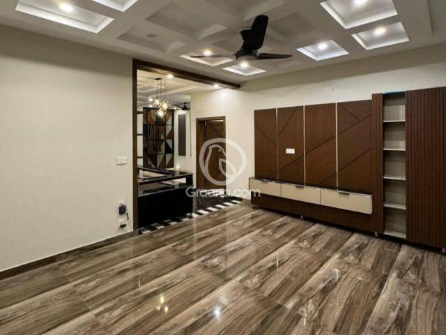 10 Marla House for Sale