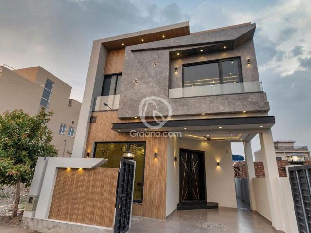 10 Marla House for Sale
