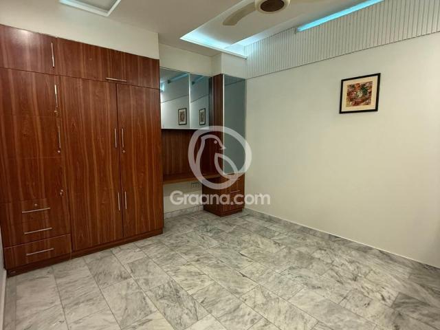 10 marla house for sale