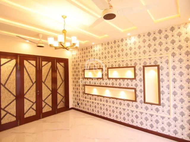 10 Marla House for Sale