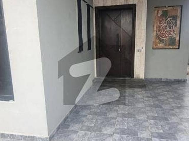 10 Marla house for sale