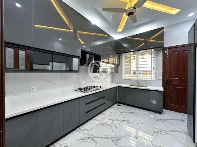10 Marla House for Sale