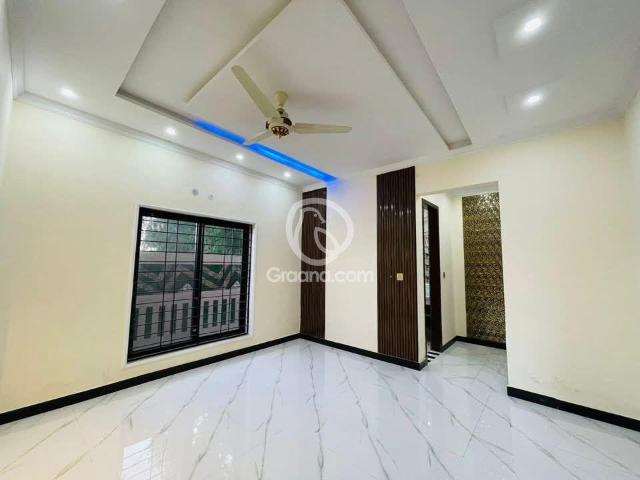 10 Marla House for Sale