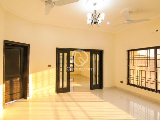 10 Marla House for Sale