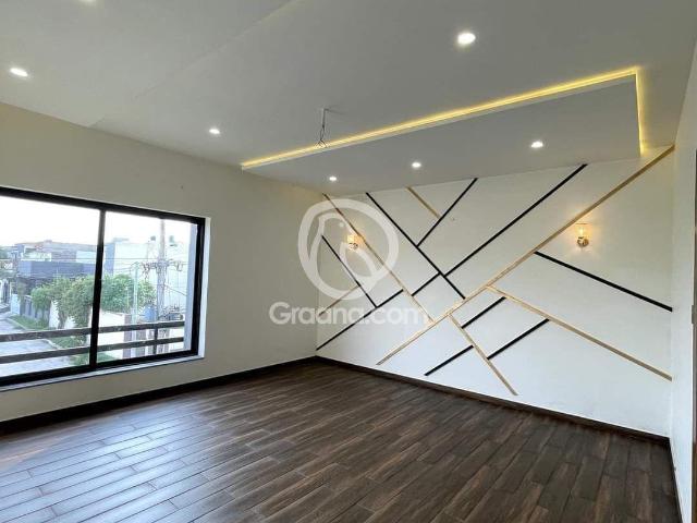 10 Marla House for Sale