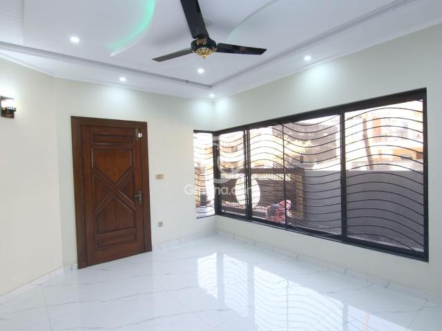 10 Marla House for Sale