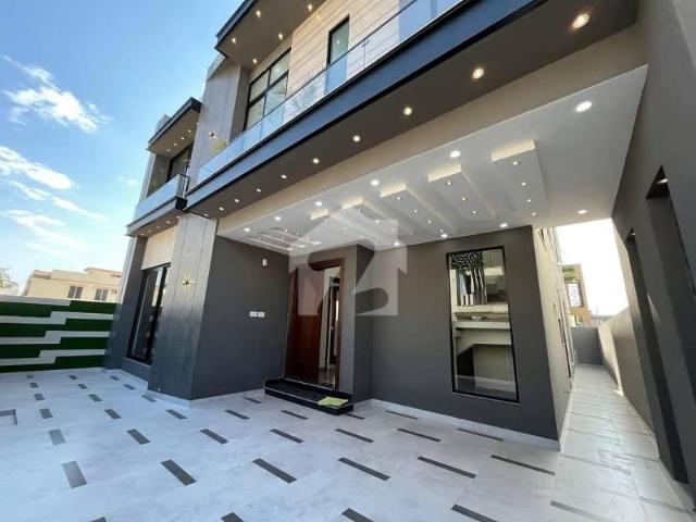 10 Marla House For Sale Available In UET Housing Society Lahore