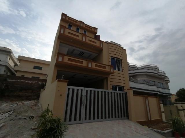 10 Marla House For Sale Available Near Desirable Amenities Rawalpindi Gulshan Abad ID 78311