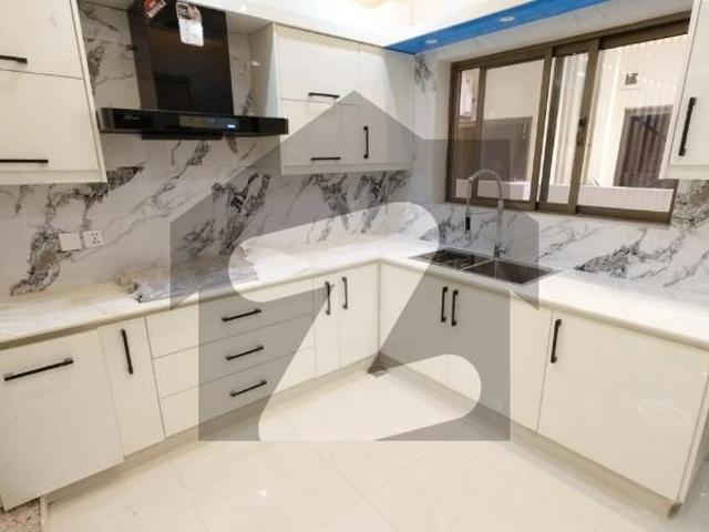 10 Marla House For Sale Bahria Enclave