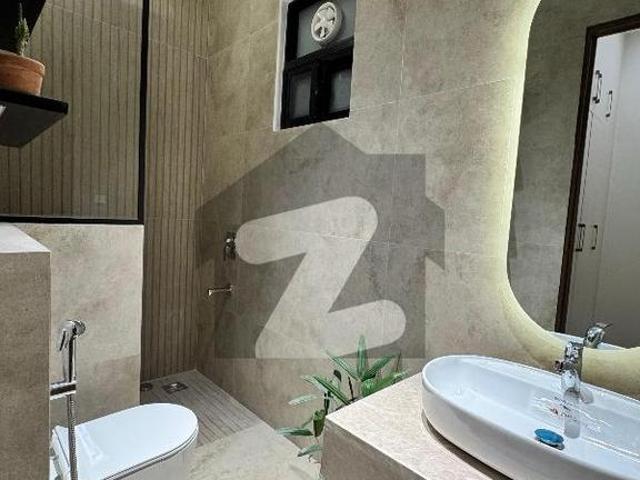 10 Marla House For Sale Bahria Town Phase 8 Block E
