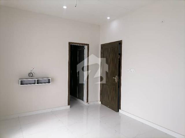 10 Marla House For Sale In Wapda City
