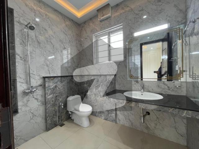 10 Marla House For Sale In Bahria Enclave Sector C2