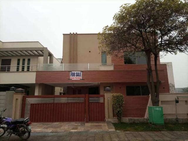 10 Marla House for Sale in Bahria Town Lahore Bahria Town ID 62508